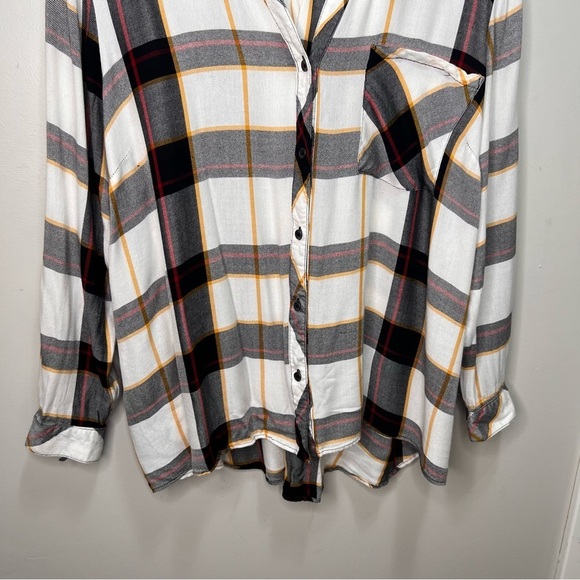 Addition Love & Legend Black & White Button Down Shirt Size 18 - Picture 3 of 12